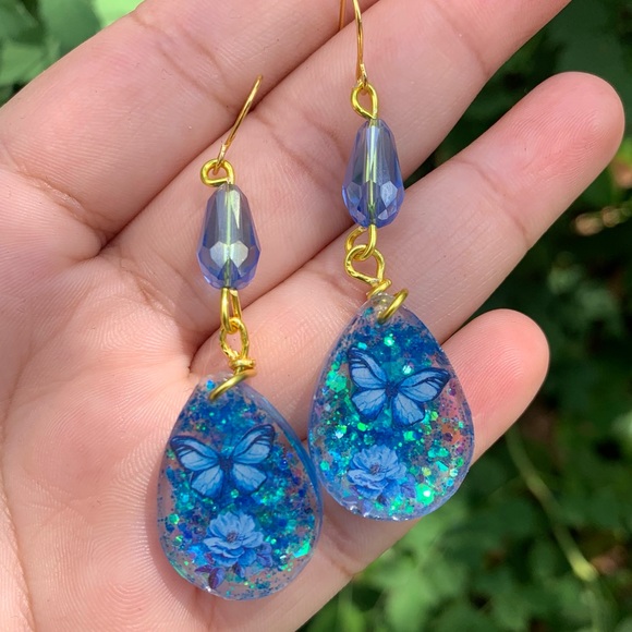 Jewelry - Glitter resin earrings butterfly 🦋
